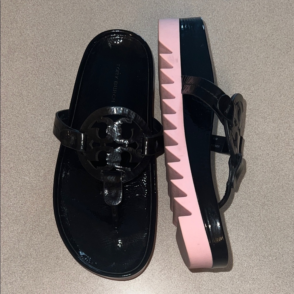 Tory Burch Miller Cloud lug sandals patent black and pink